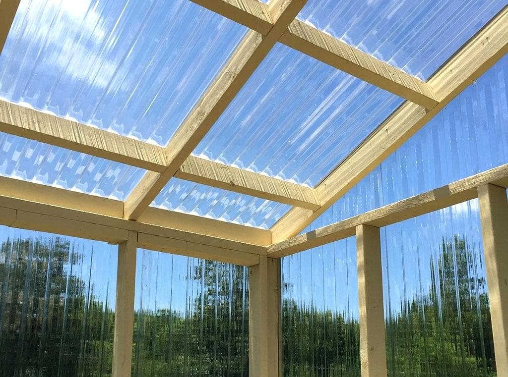 So Sánh Độ Bền của Thép và Nhựa Gia Cường Sợi Thủy Tinh (FRP)